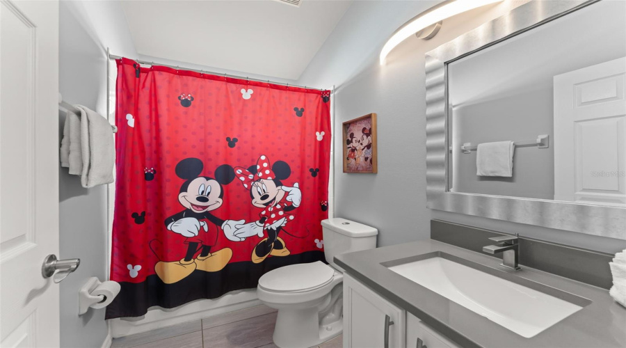 KISSIMMEE, Florida 34747, 5 Bedrooms Bedrooms, ,4 BathroomsBathrooms,Residential,For Sale,SANTEE,0,MFRO6433022