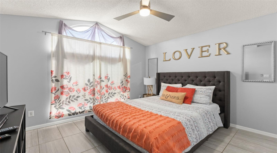 KISSIMMEE, Florida 34747, 5 Bedrooms Bedrooms, ,4 BathroomsBathrooms,Residential,For Sale,SANTEE,0,MFRO6433022