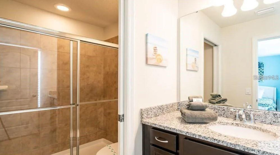 KISSIMMEE, Florida 34747, 9 Bedrooms Bedrooms, ,6 BathroomsBathrooms,Residential,For Sale,CORCOVADO,0,MFRO6423332