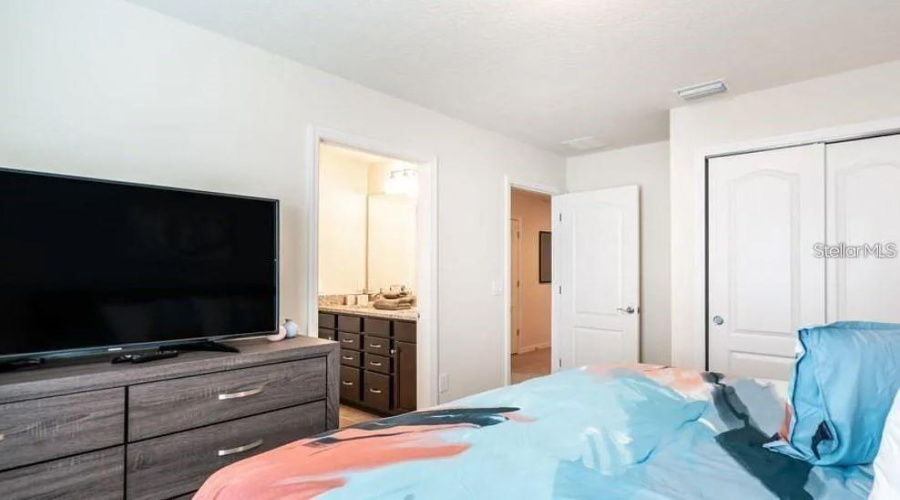 KISSIMMEE, Florida 34747, 9 Bedrooms Bedrooms, ,6 BathroomsBathrooms,Residential,For Sale,CORCOVADO,0,MFRO6423332