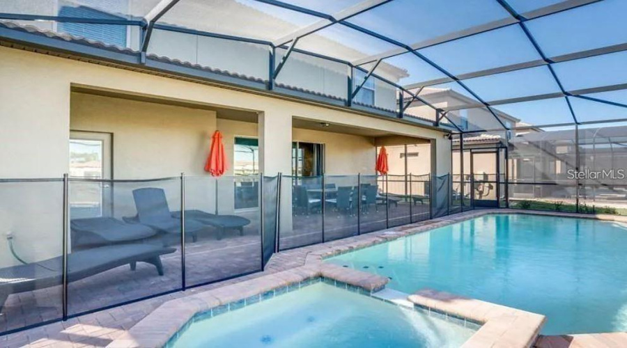 KISSIMMEE, Florida 34747, 9 Bedrooms Bedrooms, ,6 BathroomsBathrooms,Residential,For Sale,CORCOVADO,0,MFRO6423332