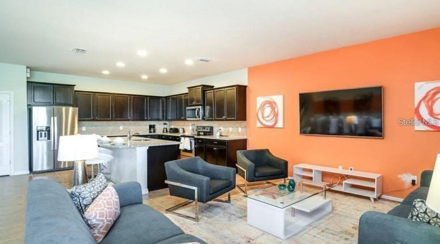 KISSIMMEE, Florida 34747, 9 Bedrooms Bedrooms, ,6 BathroomsBathrooms,Residential,For Sale,CORCOVADO,0,MFRO6423332