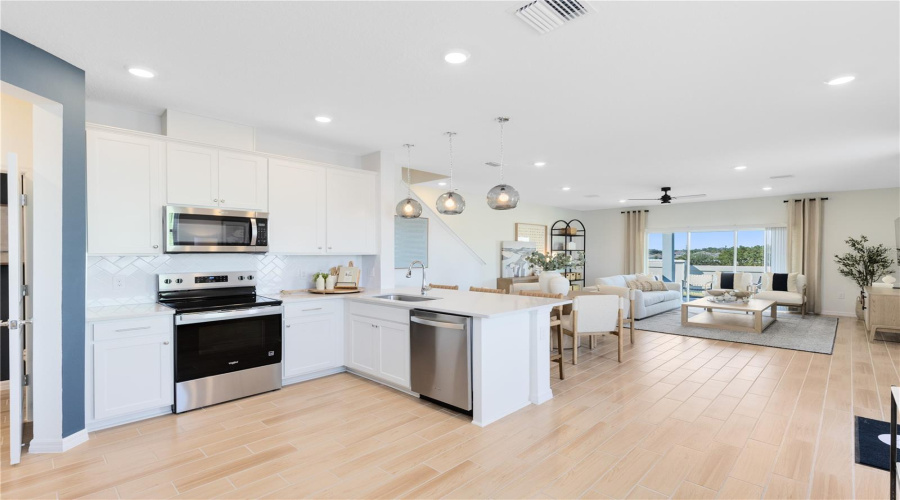 DAVENPORT, Florida 33837, 3 Bedrooms Bedrooms, ,2 BathroomsBathrooms,Residential,For Sale,CHESTER SPRINGS BOULEVARD,0,MFRO6434632