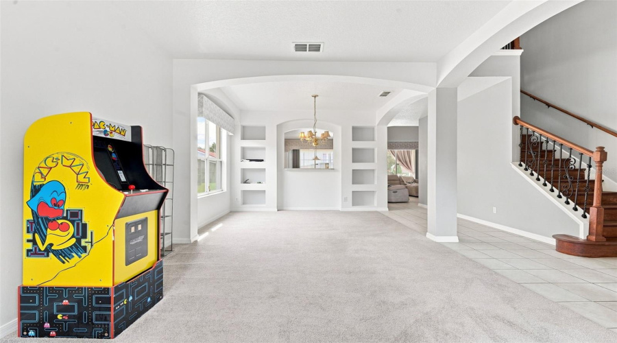 DAVENPORT, Florida 33897, 6 Bedrooms Bedrooms, ,5 BathroomsBathrooms,Residential,For Sale,SEVILLA,0,MFRO6434100