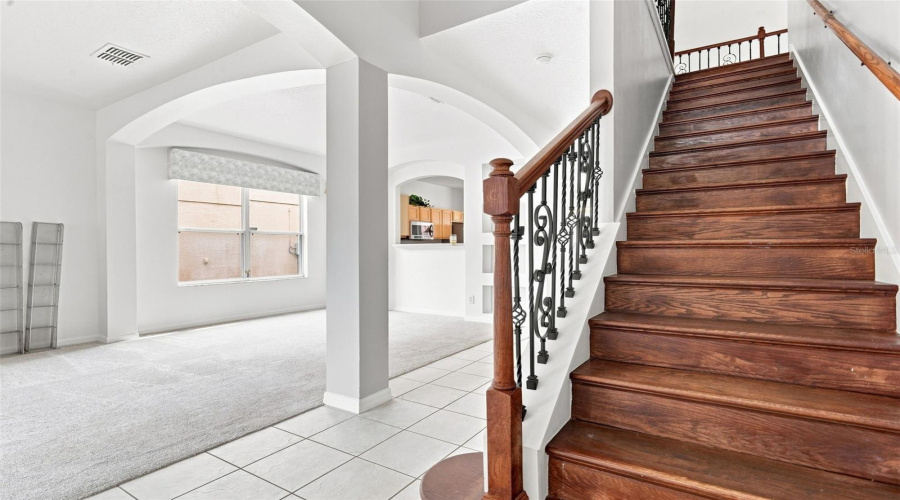 DAVENPORT, Florida 33897, 6 Bedrooms Bedrooms, ,5 BathroomsBathrooms,Residential,For Sale,SEVILLA,0,MFRO6434100