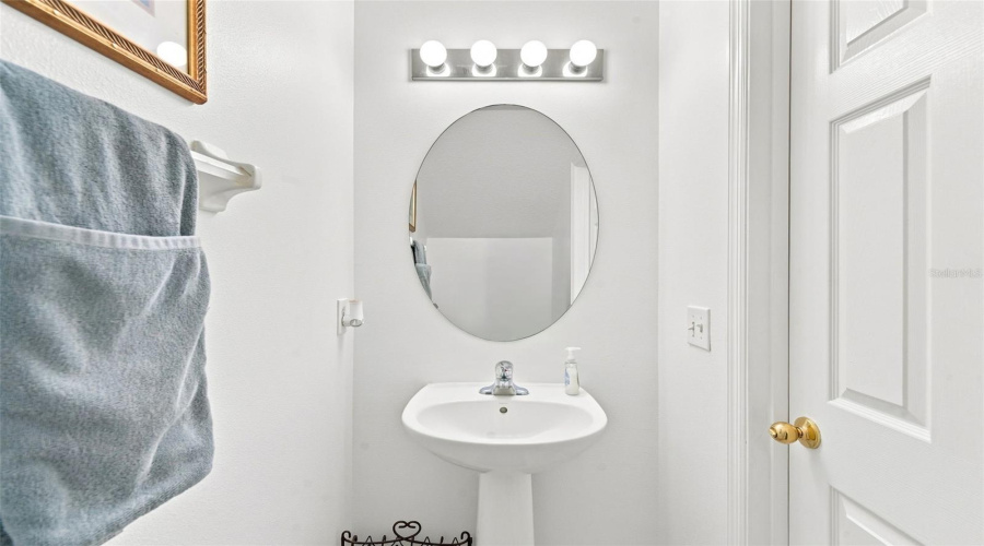 DAVENPORT, Florida 33897, 6 Bedrooms Bedrooms, ,5 BathroomsBathrooms,Residential,For Sale,SEVILLA,0,MFRO6434100
