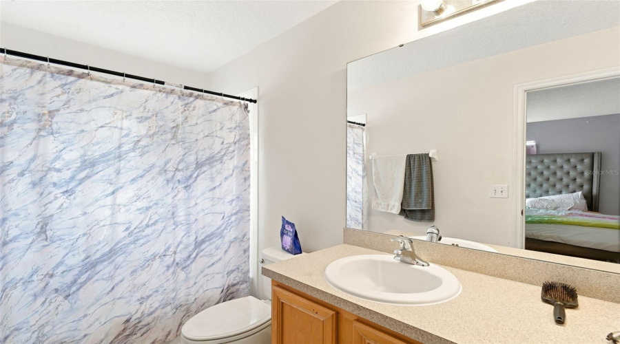 DAVENPORT, Florida 33897, 6 Bedrooms Bedrooms, ,5 BathroomsBathrooms,Residential,For Sale,SEVILLA,0,MFRO6434100