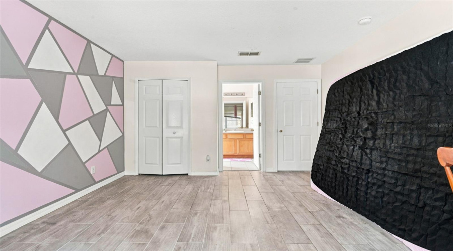 DAVENPORT, Florida 33897, 6 Bedrooms Bedrooms, ,5 BathroomsBathrooms,Residential,For Sale,SEVILLA,0,MFRO6434100
