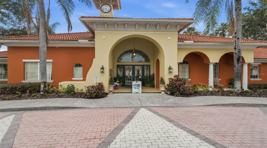 DAVENPORT, Florida 33897, 6 Bedrooms Bedrooms, ,5 BathroomsBathrooms,Residential,For Sale,SEVILLA,0,MFRO6434100