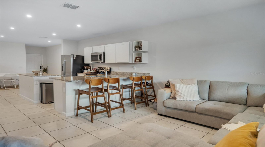 DAVENPORT, Florida 33837, 3 Bedrooms Bedrooms, ,2 BathroomsBathrooms,Residential,For Sale,SEDGEWICK,0,MFRS5155752