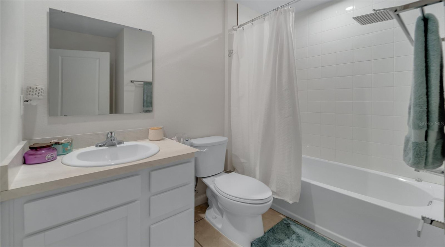 DAVENPORT, Florida 33837, 3 Bedrooms Bedrooms, ,2 BathroomsBathrooms,Residential,For Sale,SEDGEWICK,0,MFRS5155752