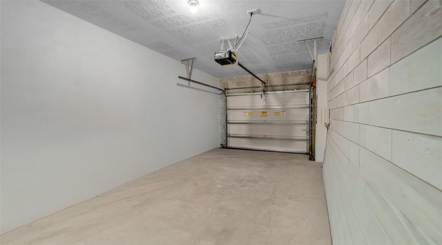 DAVENPORT, Florida 33837, 3 Bedrooms Bedrooms, ,2 BathroomsBathrooms,Residential,For Sale,SEDGEWICK,0,MFRS5155752