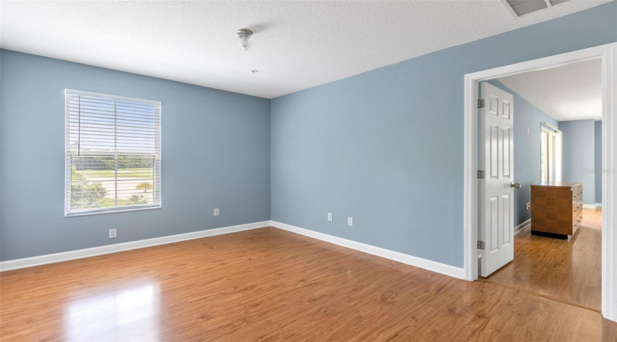 upstairs flex space
