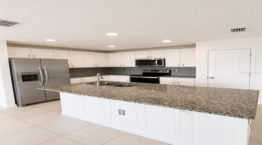 DAVENPORT, Florida 33837, 3 Bedrooms Bedrooms, ,2 BathroomsBathrooms,Residential,For Sale,TAFT,0,MFRO6434648
