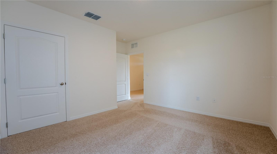 DAVENPORT, Florida 33837, 4 Bedrooms Bedrooms, ,2 BathroomsBathrooms,Residential,For Sale,RED HILL,0,MFRO6434748