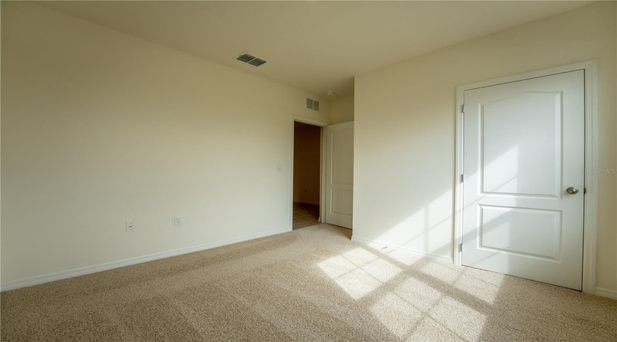 DAVENPORT, Florida 33837, 4 Bedrooms Bedrooms, ,2 BathroomsBathrooms,Residential,For Sale,RED HILL,0,MFRO6434748