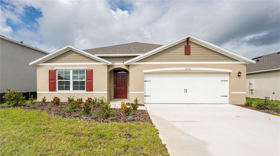 DAVENPORT, Florida 33837, 4 Bedrooms Bedrooms, ,2 BathroomsBathrooms,Residential,For Sale,RED HILL,0,MFRO6434748