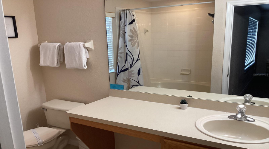 DAVENPORT, Florida 33897, 4 Bedrooms Bedrooms, ,3 BathroomsBathrooms,Residential,For Sale,TERRA LAGO,0,MFRS5152387