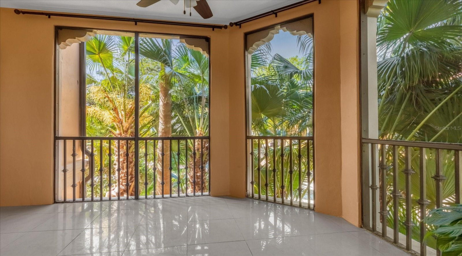 Patio Before without furniture