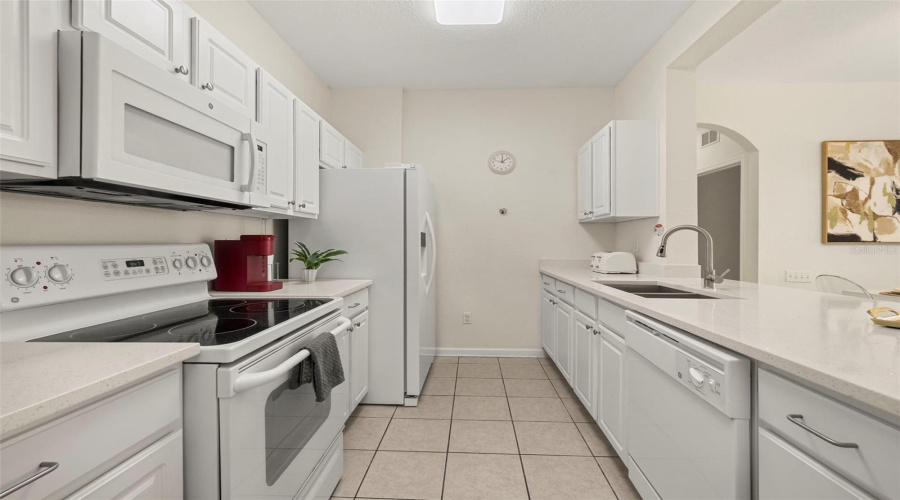 KISSIMMEE, Florida 34747, 3 Bedrooms Bedrooms, ,2 BathroomsBathrooms,Residential,For Sale,ALMATON,0,MFRO6432995
