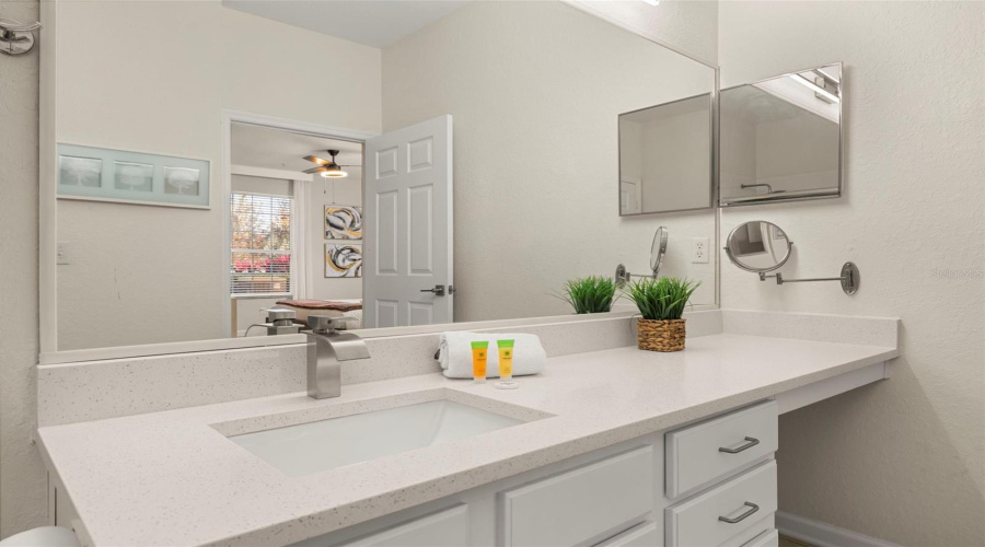 KISSIMMEE, Florida 34747, 3 Bedrooms Bedrooms, ,2 BathroomsBathrooms,Residential,For Sale,ALMATON,0,MFRO6432995