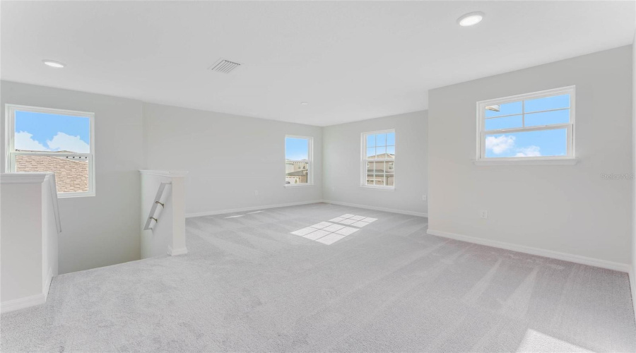 DAVENPORT, Florida 33837, 5 Bedrooms Bedrooms, ,4 BathroomsBathrooms,Residential,For Sale,ROLLING RIDGE,0,MFRO6434696