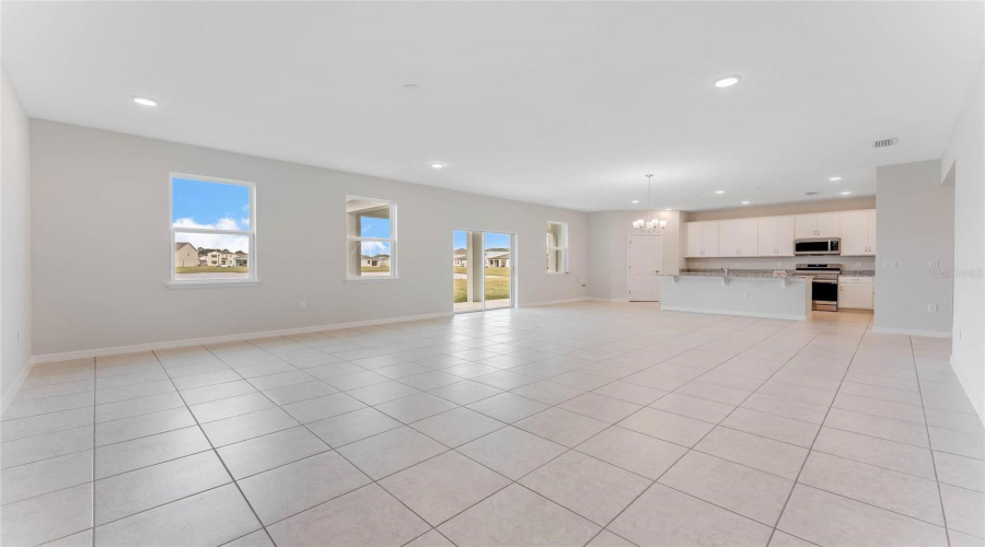 DAVENPORT, Florida 33837, 5 Bedrooms Bedrooms, ,4 BathroomsBathrooms,Residential,For Sale,ROLLING RIDGE,0,MFRO6434696