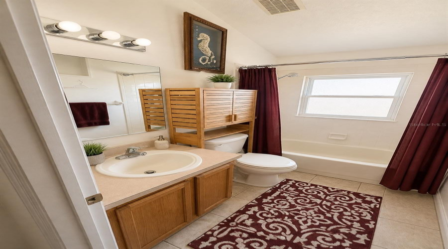 Davenport, Florida 33896, 4 Bedrooms Bedrooms, ,3 Bathroomsbathrooms,Residential,For Sale,Saddle Ridge,0,Mfrw7888504