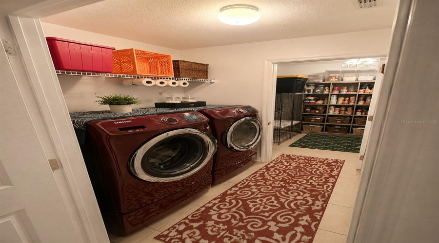 Davenport, Florida 33896, 4 Bedrooms Bedrooms, ,3 Bathroomsbathrooms,Residential,For Sale,Saddle Ridge,0,Mfrw7888504