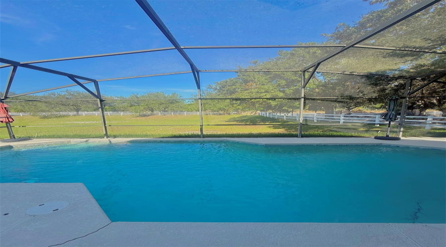 Davenport, Florida 33896, 4 Bedrooms Bedrooms, ,3 Bathroomsbathrooms,Residential,For Sale,Saddle Ridge,0,Mfrw7888504