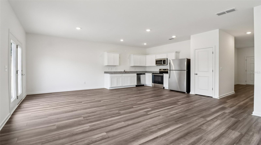 DAVENPORT, Florida 33837, 3 Bedrooms Bedrooms, ,2 BathroomsBathrooms,Residential,For Sale,SPIRE,0,MFRTB8540450
