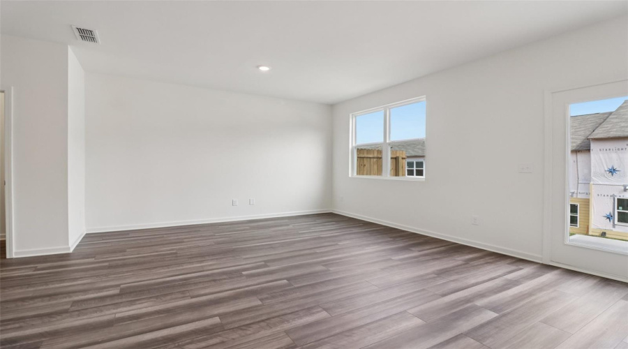 DAVENPORT, Florida 33837, 3 Bedrooms Bedrooms, ,2 BathroomsBathrooms,Residential,For Sale,SPIRE,0,MFRTB8540450