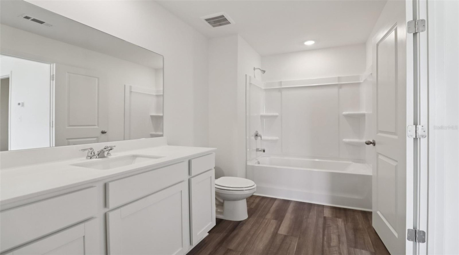 DAVENPORT, Florida 33837, 3 Bedrooms Bedrooms, ,2 BathroomsBathrooms,Residential,For Sale,SPIRE,0,MFRTB8540450