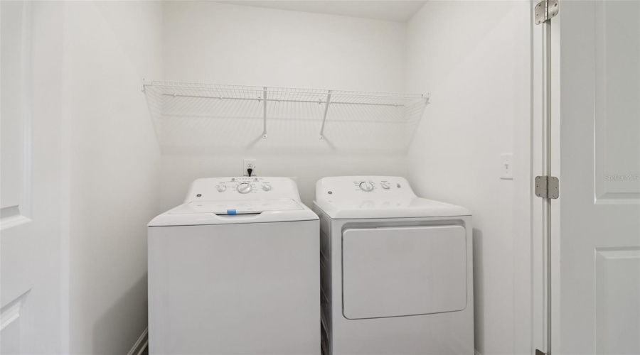DAVENPORT, Florida 33837, 3 Bedrooms Bedrooms, ,2 BathroomsBathrooms,Residential,For Sale,SPIRE,0,MFRTB8540450