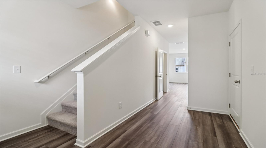 DAVENPORT, Florida 33837, 3 Bedrooms Bedrooms, ,2 BathroomsBathrooms,Residential,For Sale,SPIRE,0,MFRTB8540450