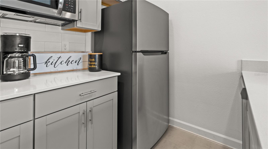 DAVENPORT, Florida 33837, 4 Bedrooms Bedrooms, ,3 BathroomsBathrooms,Residential,For Sale,EASTMINSTER,0,MFRO6434952