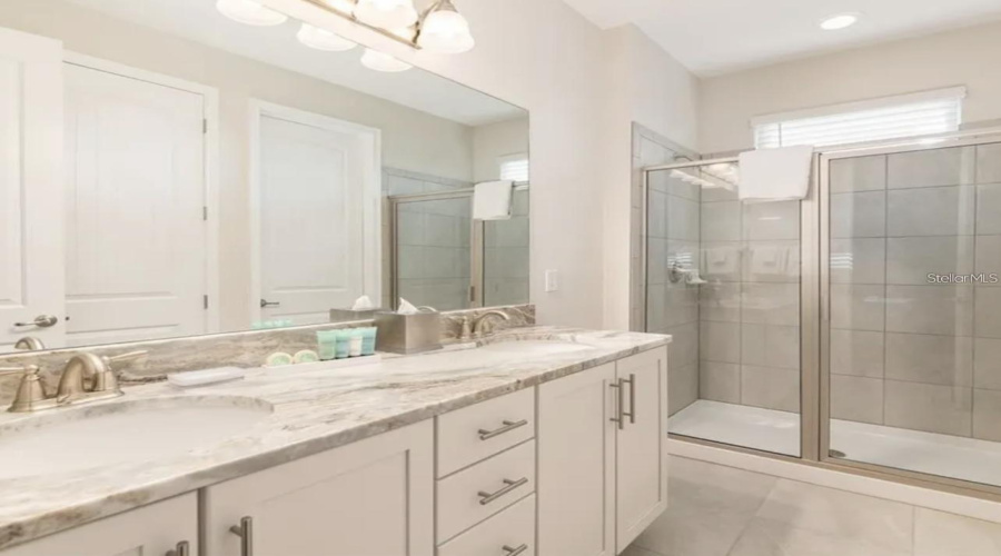 KISSIMMEE, Florida 34747, 4 Bedrooms Bedrooms, ,3 BathroomsBathrooms,Residential,For Sale,MARKER,0,MFRS5155848