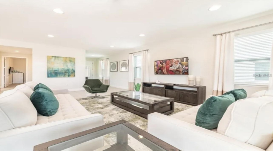 KISSIMMEE, Florida 34747, 4 Bedrooms Bedrooms, ,3 BathroomsBathrooms,Residential,For Sale,MARKER,0,MFRS5155848