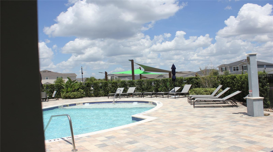Kissimmee, Florida 34747, 4 Bedrooms Bedrooms, ,3 Bathroomsbathrooms,Residential,For Sale,Lakeshore Breeze Pl,0,Mfrg5116621