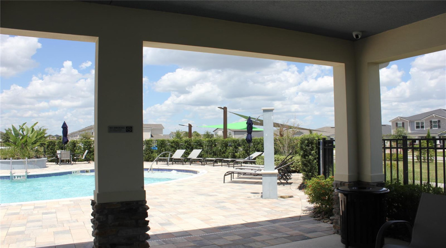 Kissimmee, Florida 34747, 4 Bedrooms Bedrooms, ,3 Bathroomsbathrooms,Residential,For Sale,Lakeshore Breeze Pl,0,Mfrg5116621