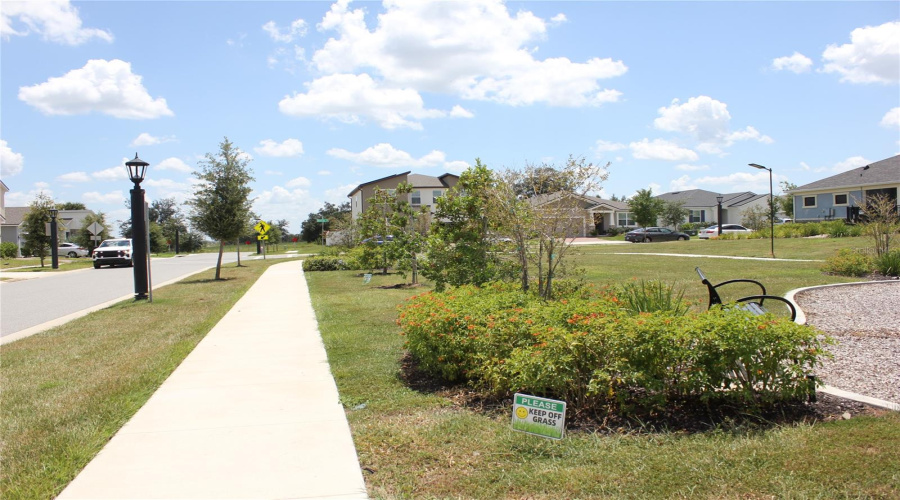 Kissimmee, Florida 34747, 4 Bedrooms Bedrooms, ,3 Bathroomsbathrooms,Residential,For Sale,Lakeshore Breeze Pl,0,Mfrg5116621