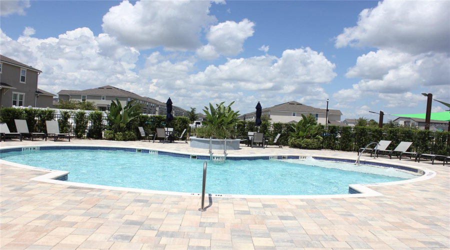 Kissimmee, Florida 34747, 4 Bedrooms Bedrooms, ,3 Bathroomsbathrooms,Residential,For Sale,Lakeshore Breeze Pl,0,Mfrg5116621