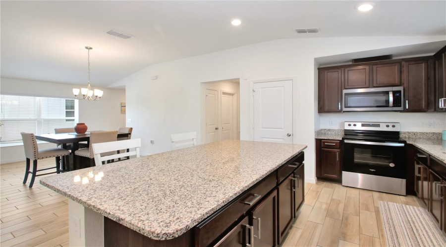 DAVENPORT, Florida 33837, 3 Bedrooms Bedrooms, ,2 BathroomsBathrooms,Residential,For Sale,PRESERVE POINTE,0,MFRO6423309