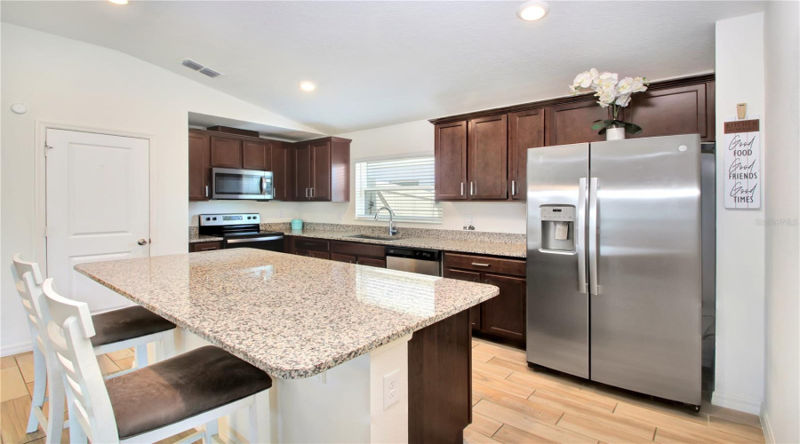 DAVENPORT, Florida 33837, 3 Bedrooms Bedrooms, ,2 BathroomsBathrooms,Residential,For Sale,PRESERVE POINTE,0,MFRO6423309
