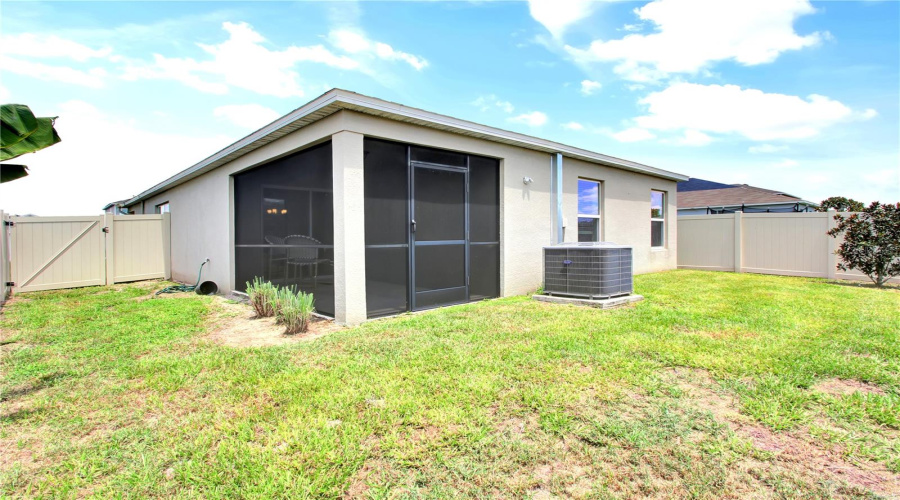 DAVENPORT, Florida 33837, 3 Bedrooms Bedrooms, ,2 BathroomsBathrooms,Residential,For Sale,PRESERVE POINTE,0,MFRO6423309