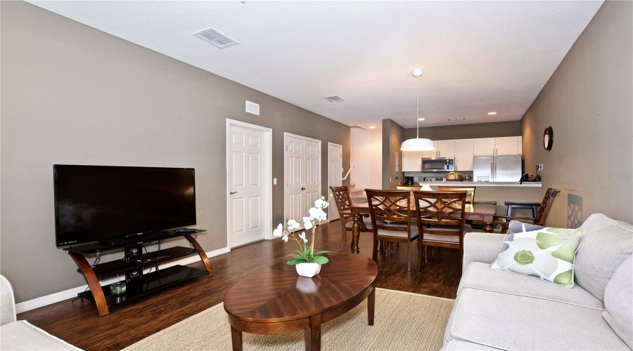 KISSIMMEE, Florida 34747, 3 Bedrooms Bedrooms, ,2 BathroomsBathrooms,Residential,For Sale,SHINE,0,MFRO6435035