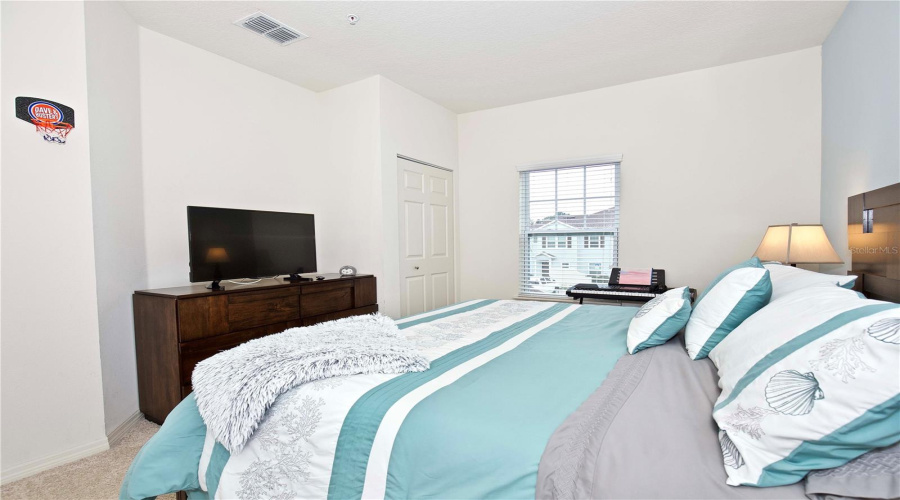 KISSIMMEE, Florida 34747, 3 Bedrooms Bedrooms, ,2 BathroomsBathrooms,Residential,For Sale,SHINE,0,MFRO6435035