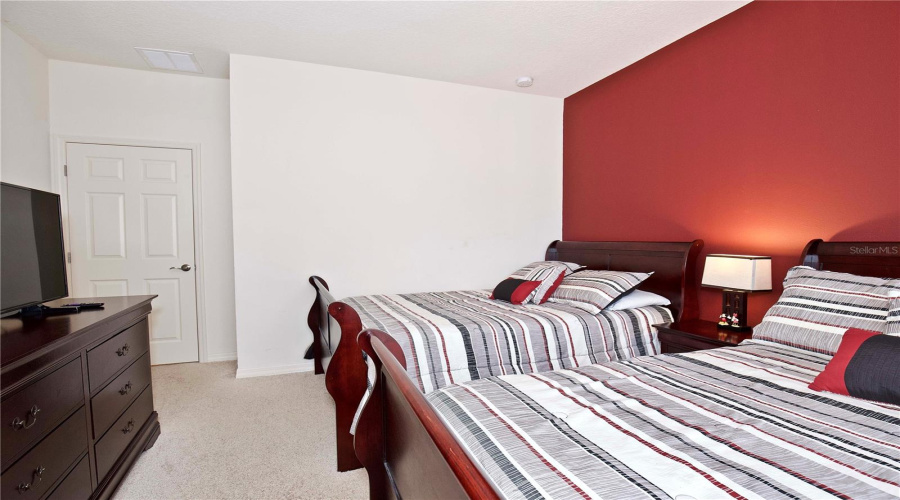 KISSIMMEE, Florida 34747, 3 Bedrooms Bedrooms, ,2 BathroomsBathrooms,Residential,For Sale,SHINE,0,MFRO6435035