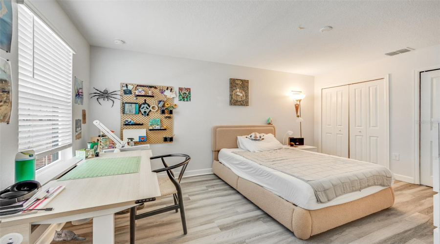 KISSIMMEE, Florida 34746, 5 Bedrooms Bedrooms, ,3 BathroomsBathrooms,Residential,For Sale,CRESCENT MOON,0,MFRO6434813