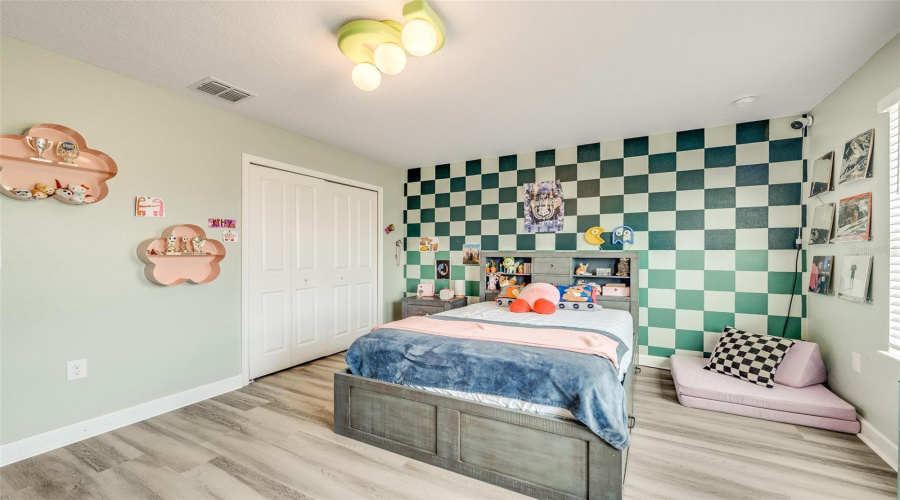 KISSIMMEE, Florida 34746, 5 Bedrooms Bedrooms, ,3 BathroomsBathrooms,Residential,For Sale,CRESCENT MOON,0,MFRO6434813